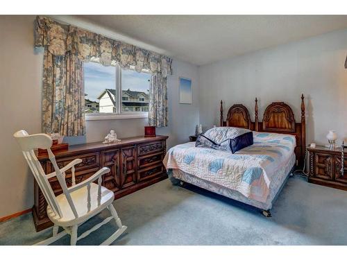 6 Radcliffe Crescent Se, Calgary, AB - Indoor Photo Showing Bedroom