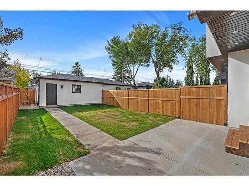 413 18 Avenue Nw, Calgary, AB - Outdoor