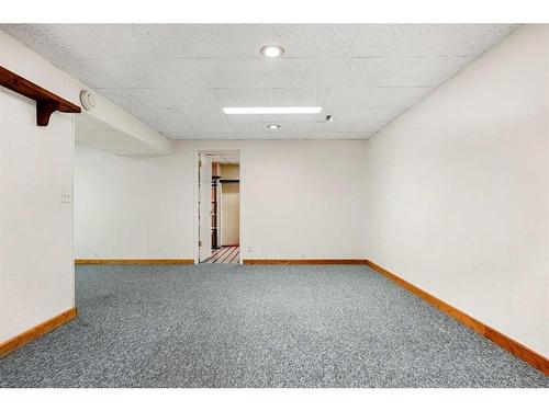 10727 Mapleshire Crescent Se, Calgary, AB - Indoor Photo Showing Other Room