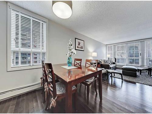 1004-733 14 Avenue Sw, Calgary, AB - Indoor Photo Showing Dining Room