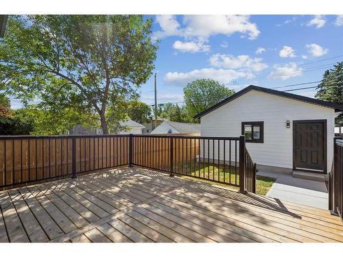 427 15 Avenue Ne, Calgary, AB - Outdoor With Deck Patio Veranda