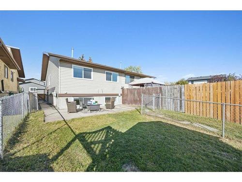 6725 41 Avenue Ne, Calgary, AB 