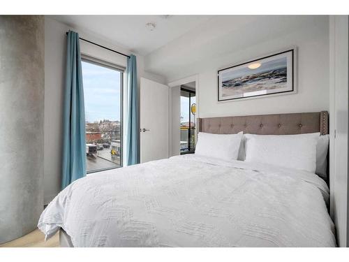 302-123 4 Street Ne, Calgary, AB - Indoor Photo Showing Bedroom