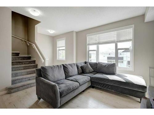 207 New Brighton Walk Se, Calgary, AB - Indoor Photo Showing Living Room