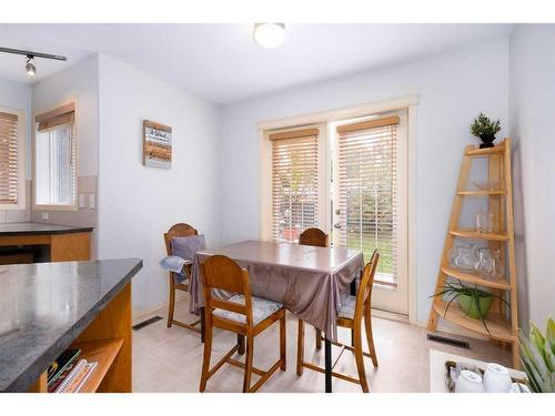 18 Valley Crest Close Nw, Calgary, AB - Indoor Photo Showing Dining Room