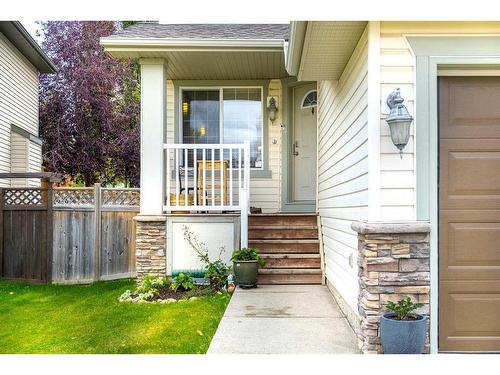 18 Valley Crest Close Nw, Calgary, AB - Outdoor