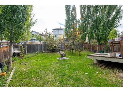 18 Valley Crest Close Nw, Calgary, AB - Outdoor With Backyard