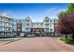 123-8 Prestwick Pond Terrace SE Calgary, AB T2Z 4P3