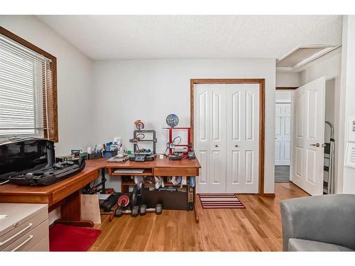 134 Bow Ridge Court, Cochrane, AB - Indoor Photo Showing Office