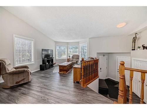 134 Bow Ridge Court, Cochrane, AB - Indoor Photo Showing Living Room