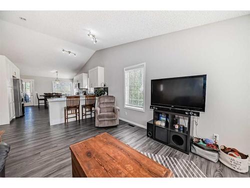 134 Bow Ridge Court, Cochrane, AB - Indoor Photo Showing Living Room