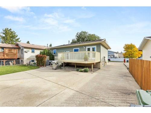 25 Beech Crescent, Olds, AB - Outdoor With Deck Patio Veranda With Exterior