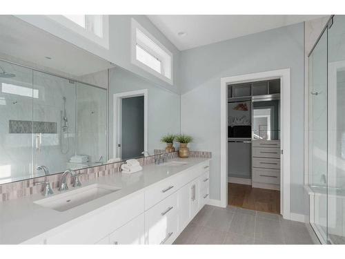 32 Walden Place Se, Calgary, AB - Indoor Photo Showing Bathroom