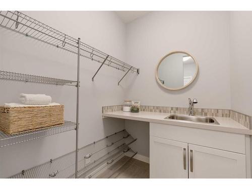 32 Walden Place Se, Calgary, AB - Indoor Photo Showing Bathroom