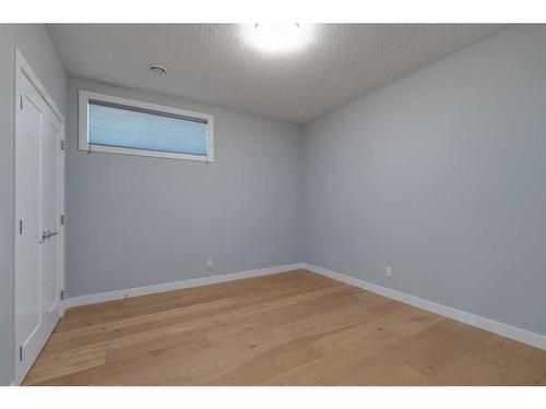 32 Walden Place Se, Calgary, AB - Indoor Photo Showing Other Room