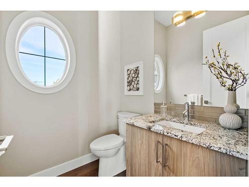 311 Silverado Crest Landing Sw, Calgary, AB - Indoor Photo Showing Bathroom