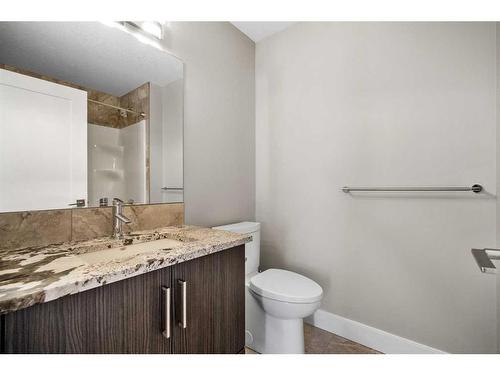 311 Silverado Crest Landing Sw, Calgary, AB - Indoor Photo Showing Bathroom