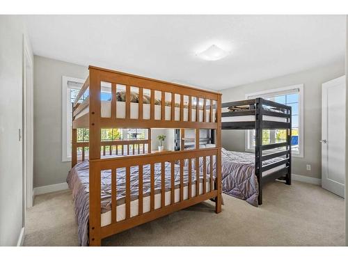 311 Silverado Crest Landing Sw, Calgary, AB - Indoor Photo Showing Bedroom