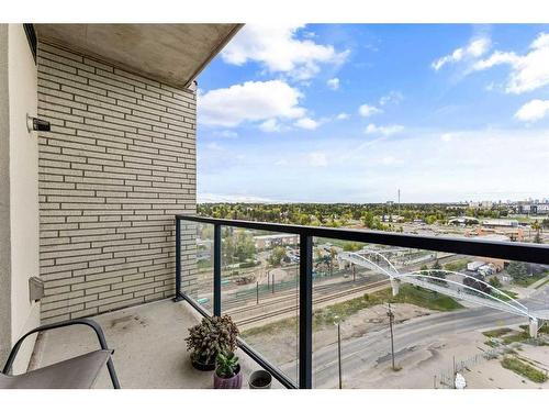 1217-8710 Horton Road Sw, Calgary, AB - Outdoor With View