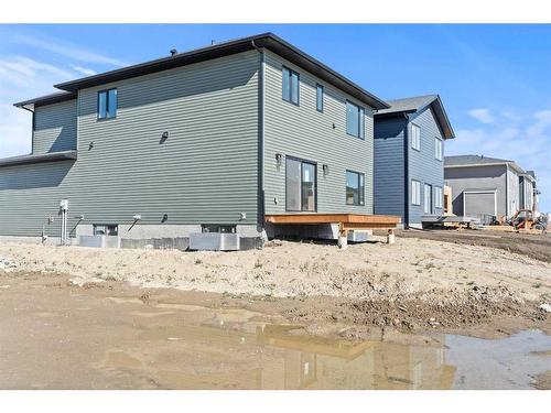 721 Mandalay Link, Carstairs, AB - Outdoor With Exterior