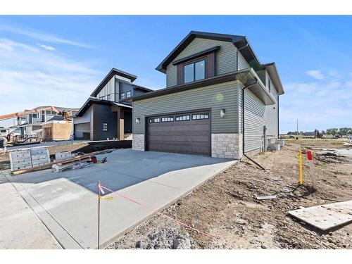 721 Mandalay Link, Carstairs, AB - Outdoor