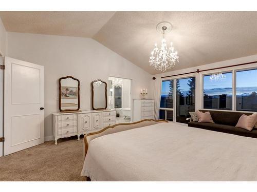 251209 Range Road 33, Rural Rocky View County, AB - Indoor Photo Showing Bedroom