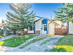 1011 Woodview Crescent SW Calgary, AB T2W 4X5