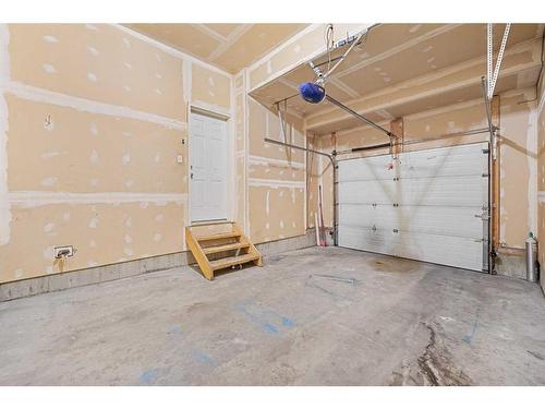 503-800 Yankee Valley Boulevard Se, Airdrie, AB - Indoor Photo Showing Garage