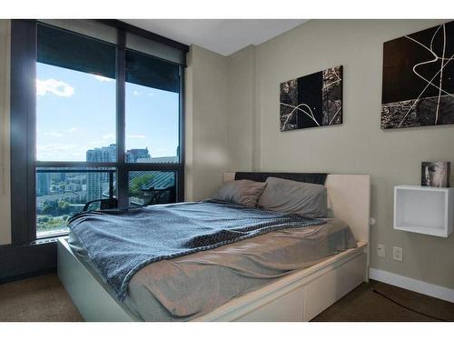 1907-225 11 Avenue Se, Calgary, AB - Indoor Photo Showing Bedroom