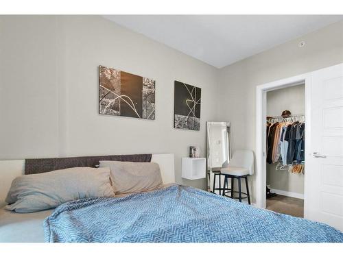 1907-225 11 Avenue Se, Calgary, AB - Indoor Photo Showing Bedroom