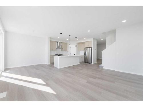 114 Finch Gardens Se, Calgary, AB - Indoor Photo Showing Kitchen With Upgraded Kitchen