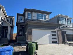 114 FINCH Gardens SE Calgary, AB T3S 0H8