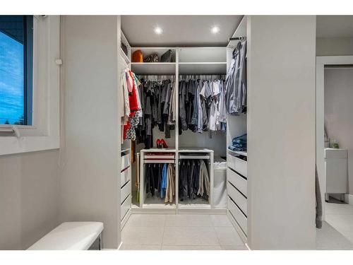 111 Lake Bonavista Drive Se, Calgary, AB - Indoor With Storage