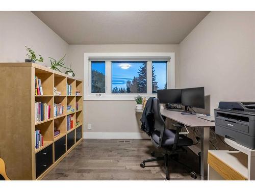 111 Lake Bonavista Drive Se, Calgary, AB - Indoor Photo Showing Office