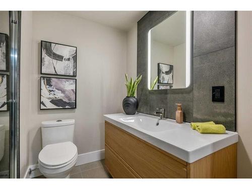 111 Lake Bonavista Drive Se, Calgary, AB - Indoor Photo Showing Bathroom