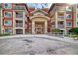 228-22 Richard Place SW Calgary, AB T3E 7N6