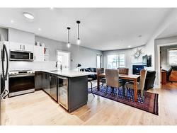 131-69 Springborough Court SW Calgary, AB T3H 5V5