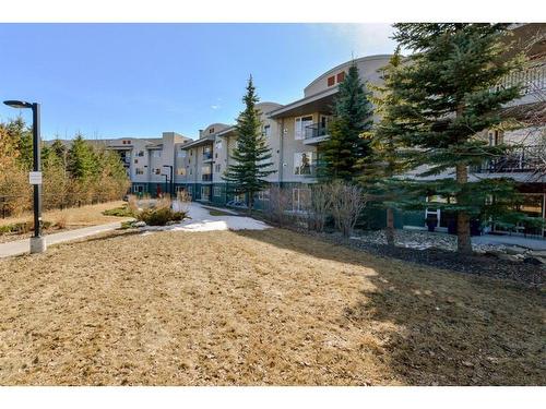 131-69 Springborough Court Sw, Calgary, AB - Outdoor