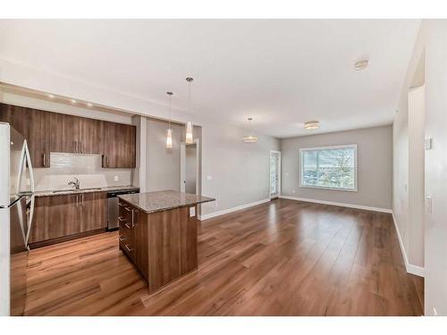 208-20 Sage Hill Terrace Nw, Calgary, AB - Indoor Photo Showing Kitchen