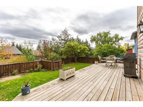 6724 Ranchview Drive Nw, Calgary, AB - Outdoor With Deck Patio Veranda With Backyard