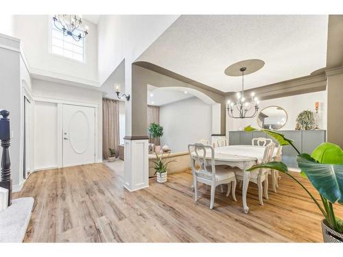 359 Mountain Park Drive Se, Calgary, AB - Indoor Photo Showing Dining Room