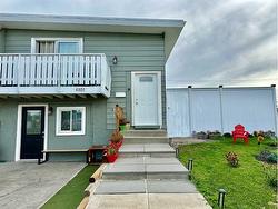 6101 Penbrooke Drive SE Calgary, AB T2A 3P2