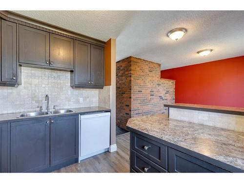 5032 Whitestone Road Ne, Calgary, AB - Indoor Photo Showing Kitchen