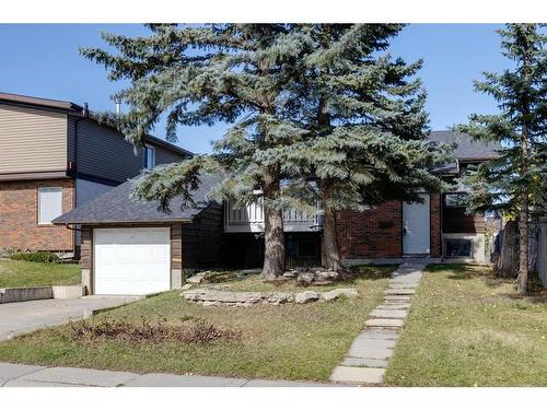 5032 Whitestone Road Ne, Calgary, AB - Outdoor