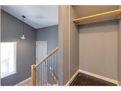 5032 Whitestone Road Ne, Calgary, AB - Indoor Photo Showing Other Room