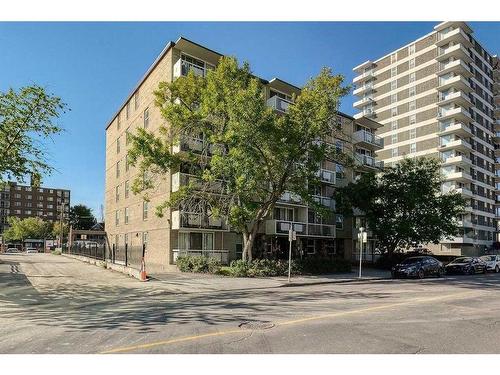 303-525 13 Avenue Sw, Calgary, AB - Outdoor With Facade