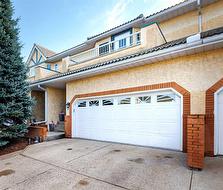 7 Richelieu Court SW Calgary, AB T3E 7E9