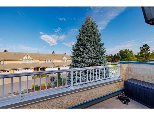 7 Richelieu Court Sw, Calgary, AB - Outdoor