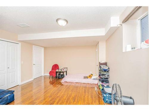 57 Saddlecrest Park Ne, Calgary, AB - Indoor