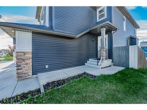 57 Saddlecrest Park Ne, Calgary, AB - Outdoor